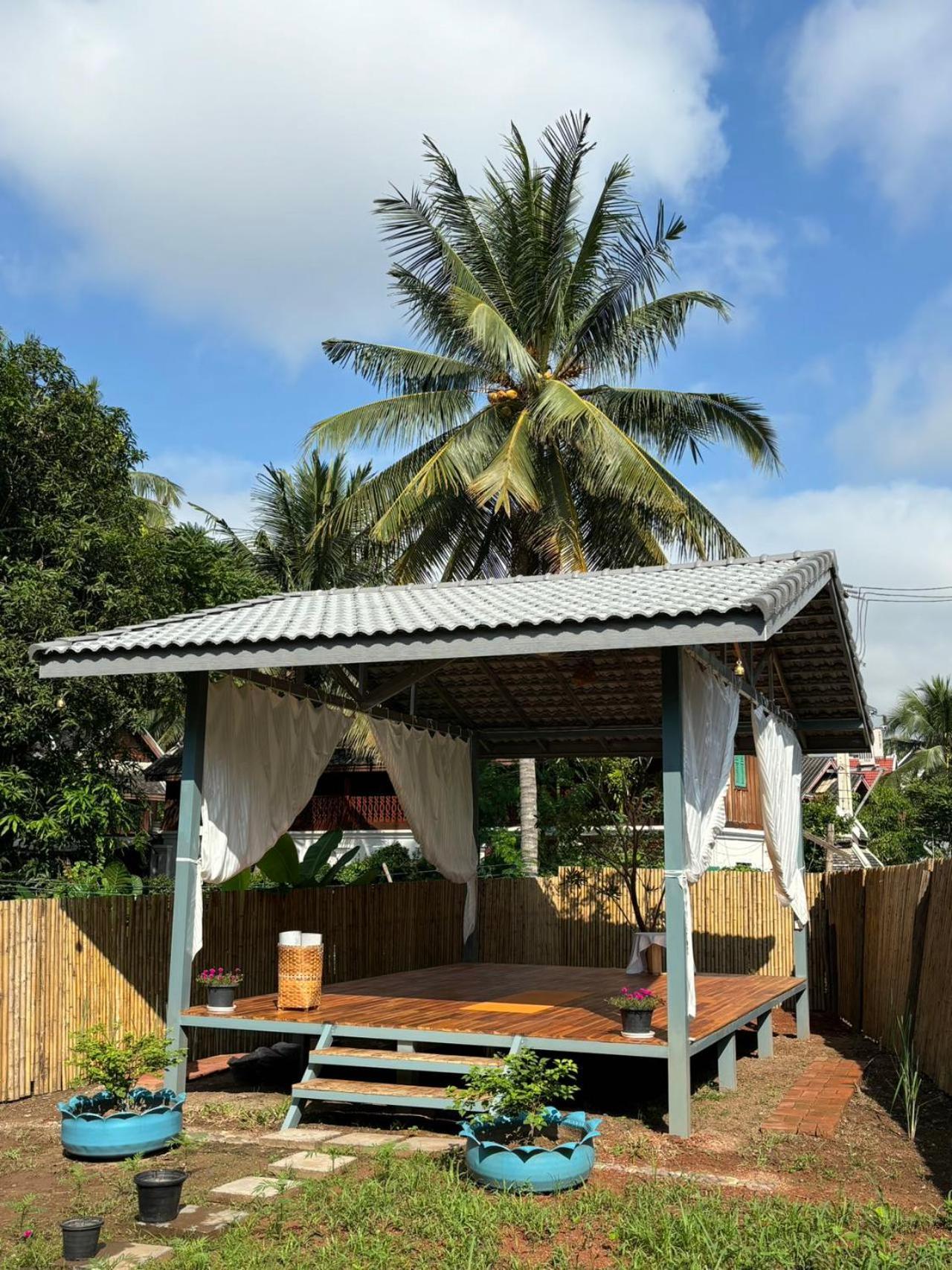 Moukdavan Guesthouse لوانغ برابانغ المظهر الخارجي الصورة